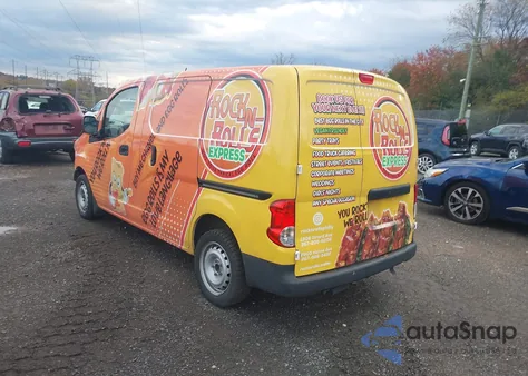 2018 Nissan Nv200 S из США, поврежденный, VIN 3N6CM0KN3JK703707